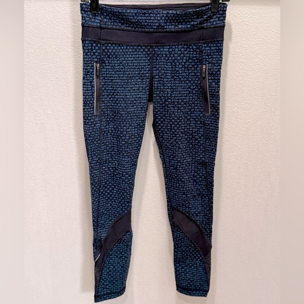 lululemon Run Leggings w/ mesh detail
